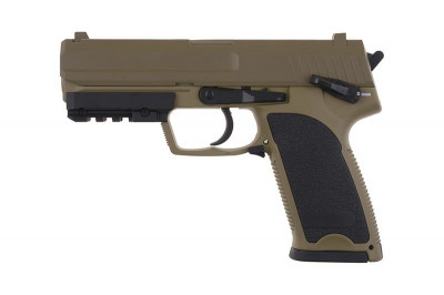 Купити Страйкбольний пістолет Cyma HK USP Metal CM.125 AEP tan в магазині Strikeshop