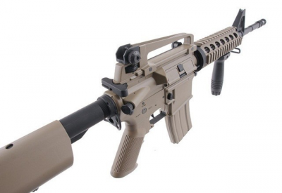 Купити Страйкбольна штурмова гвинтівка M4 A1 RIS TAN Cyma CM.007 в магазині Strikeshop